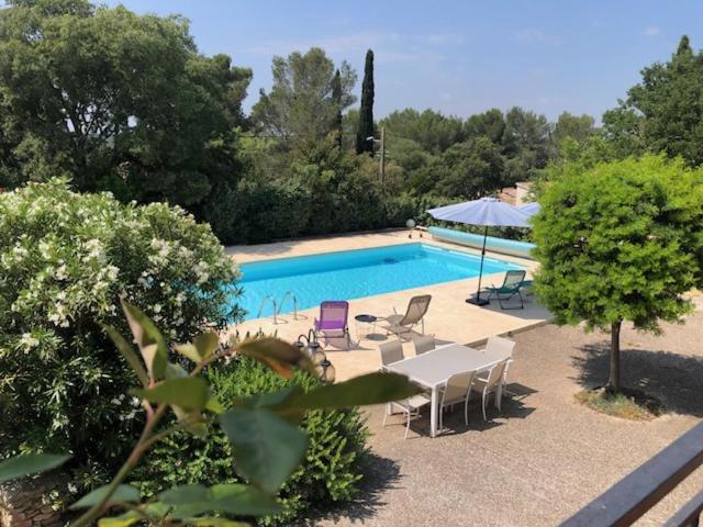 Villa Nîmes calme Extérieur photo